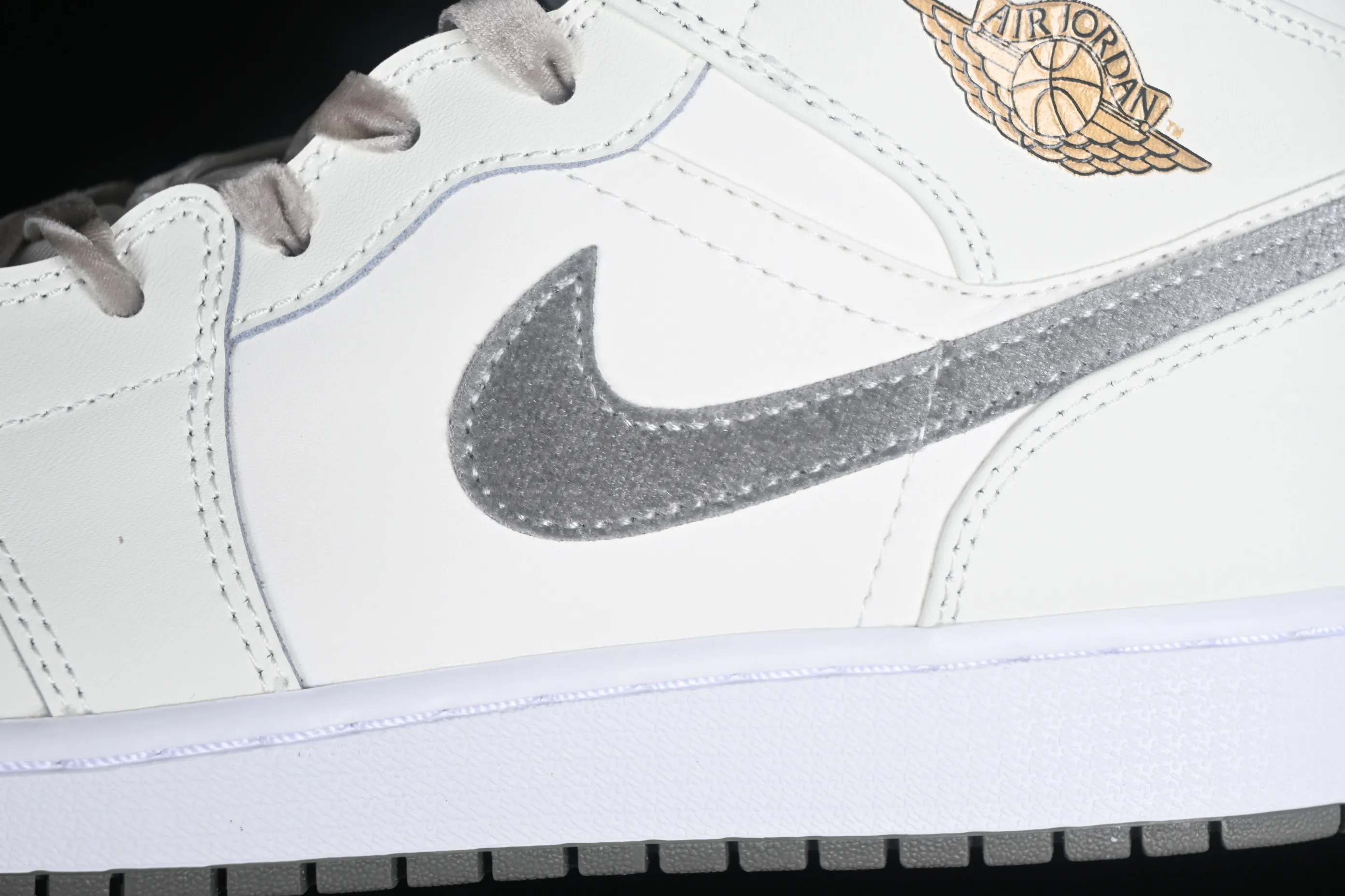 All categories Air Jordan Jordan series basketball shoes Air Jordan 1 Mid G version pure original Air Jordan 1 Mid AJ1 Joe 1 rice gray Chinese culture casual sneakers FB9899-100